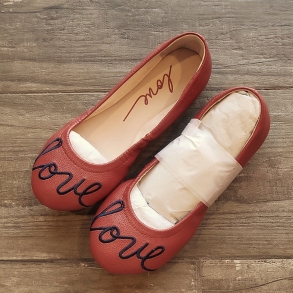 Ellen Degeneres Other - Salsa Red & Navy Blue Ballet Love Flats, Vegan Leather, Ellen Degeneres